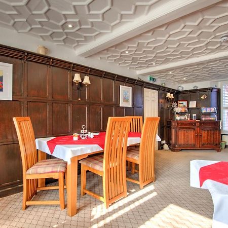 Potters Mooring Hotel Тінмут Екстер'єр фото