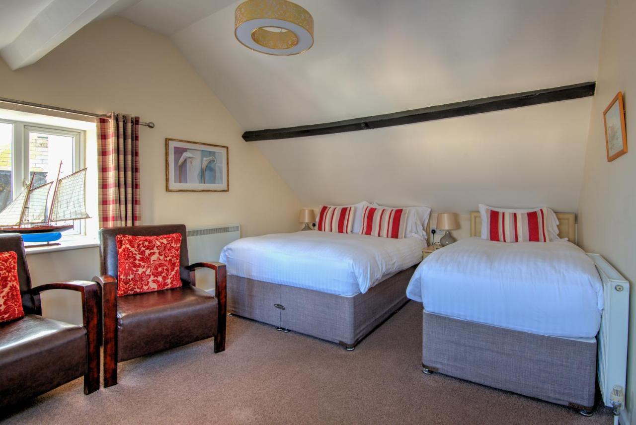 Potters Mooring Hotel Тінмут Екстер'єр фото