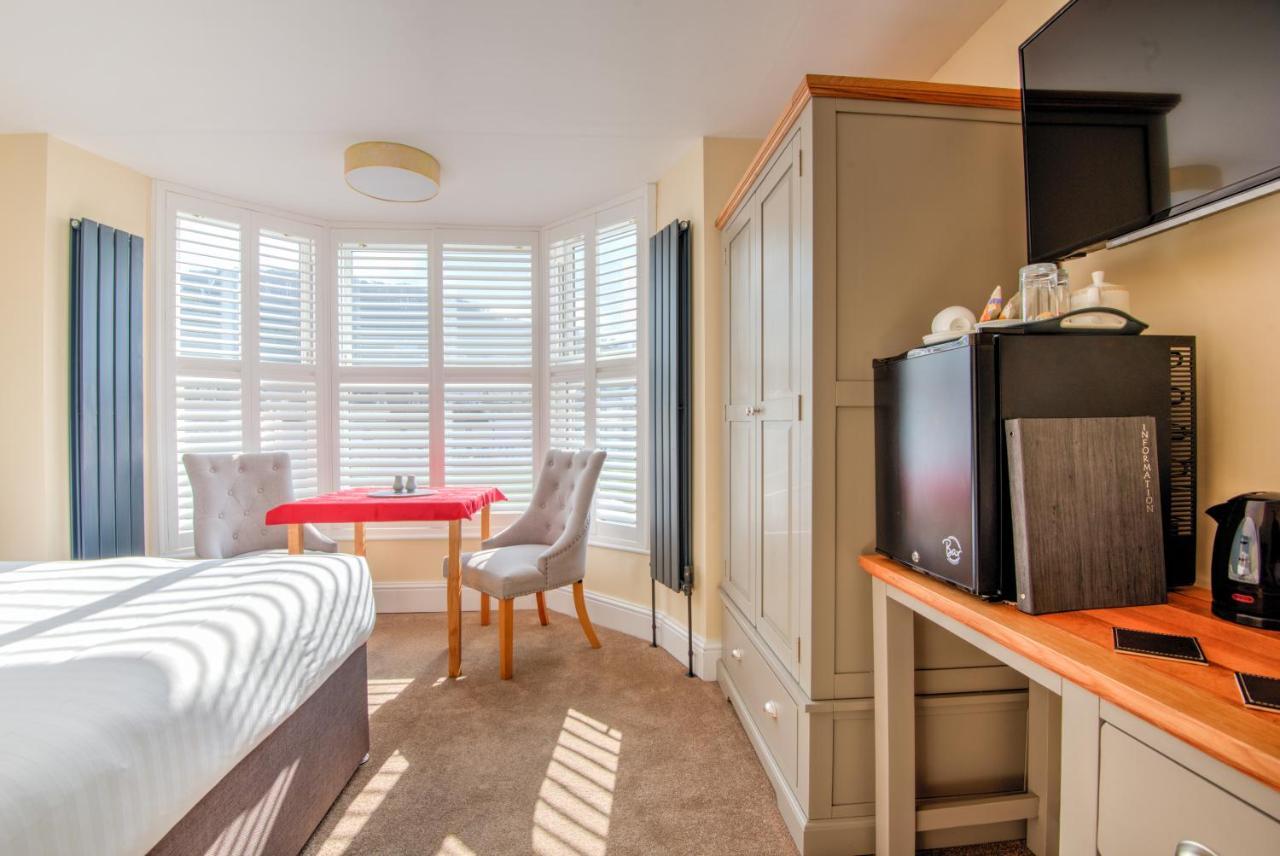 Potters Mooring Hotel Тінмут Екстер'єр фото