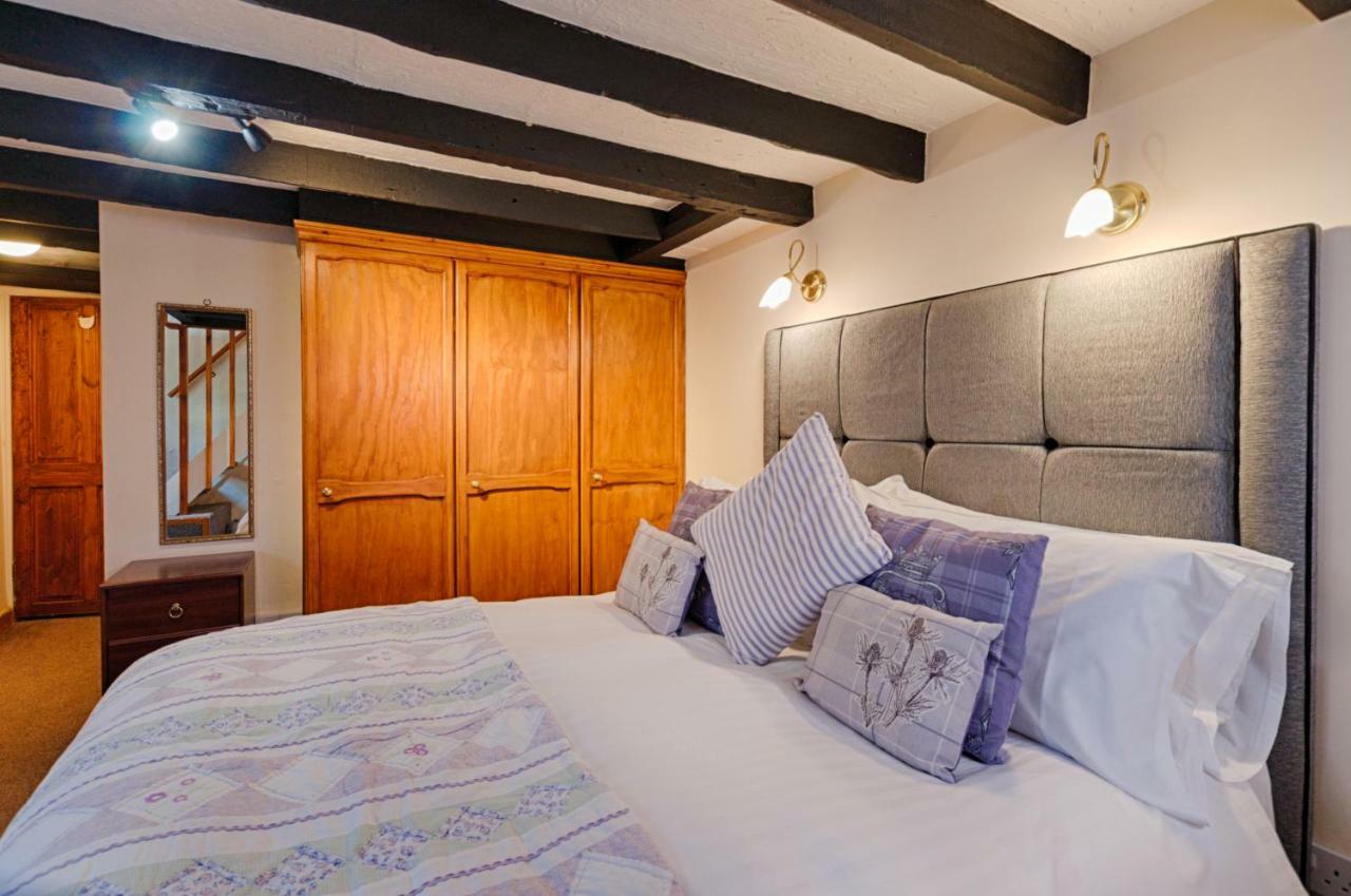 Potters Mooring Hotel Тінмут Екстер'єр фото